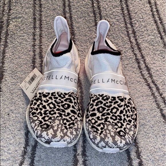 Adidas - Stella McCartney Ultraboost - Picture 2 of 8